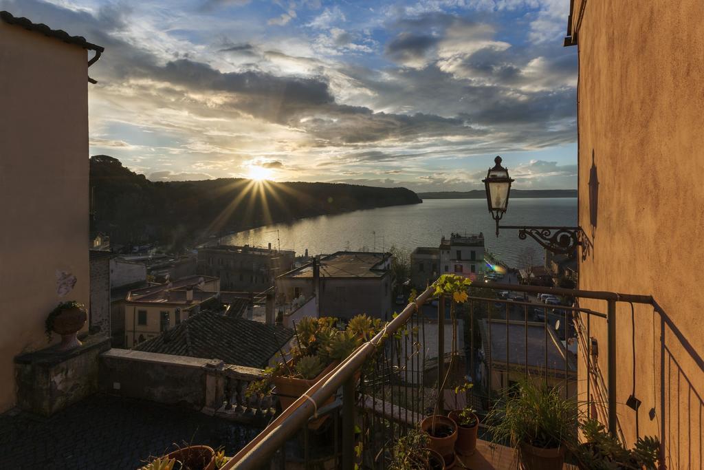 Domus Angularia Hotel Anguillara Sabazia Exterior photo